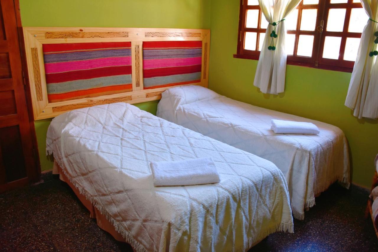 Hostal Paseo De Los Colorados プルママルカ エクステリア 写真